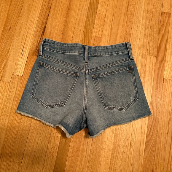 Madewell Relaxed Denim Shorts - Picture 5 of 8